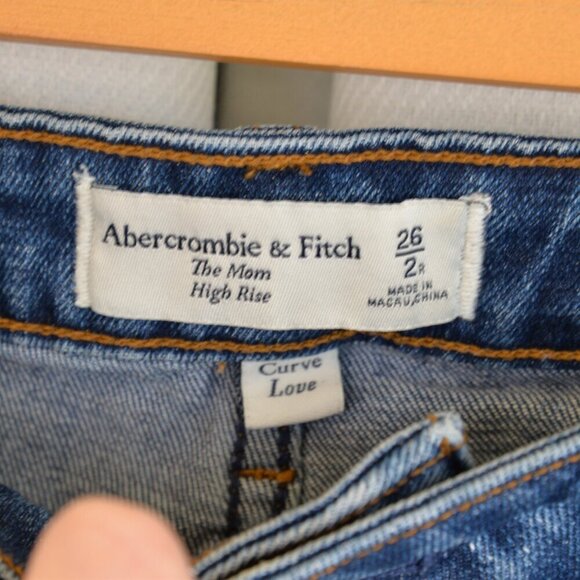 Abercrombie & Fitch The Mom Jeans Curve Love High Rise Button Fly Sz 26/2 - Picture 4 of 7